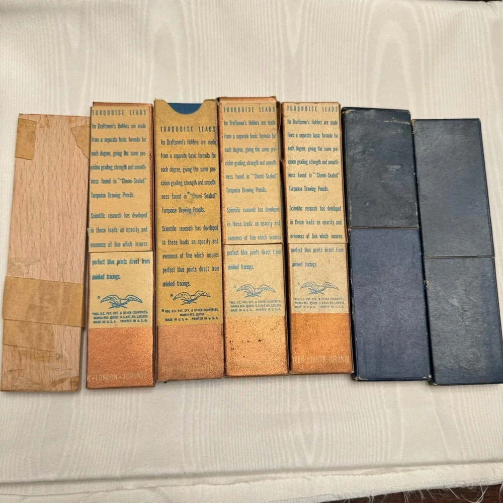 Vintage Eagle Turquoise & Mars Lumograph Drawing Lead Refills